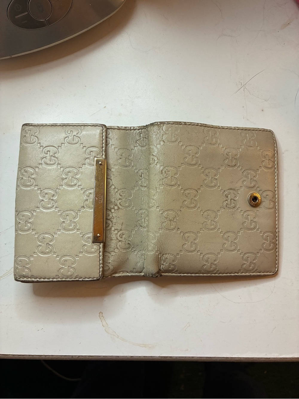Vintage Gucci GG Monogram Fold Over Wallet - Picture 14 of 15
